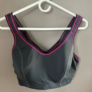 Cacique Black Sports Bra with Pink Trim 40DD (band size fits more like 38).